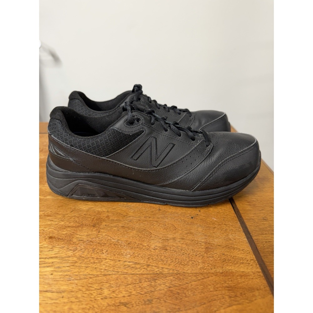 New Balance 928V3 Walking Shoes Men's Size 9.5 D Black Leather Comfort Sneakers